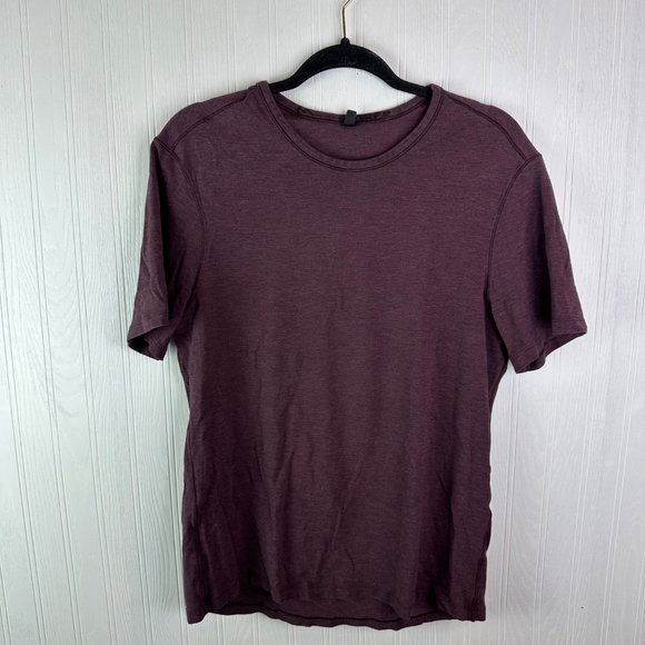Lululemon Men's Heather Maroon Short Sleeve T-Shirt Size Medium - Picture 1 of 2
